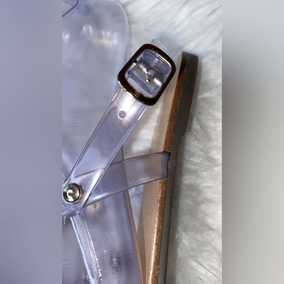 SCHUTZ
CLEAR STRAP GOLD STUD SANDALS - Picture 8 of 10